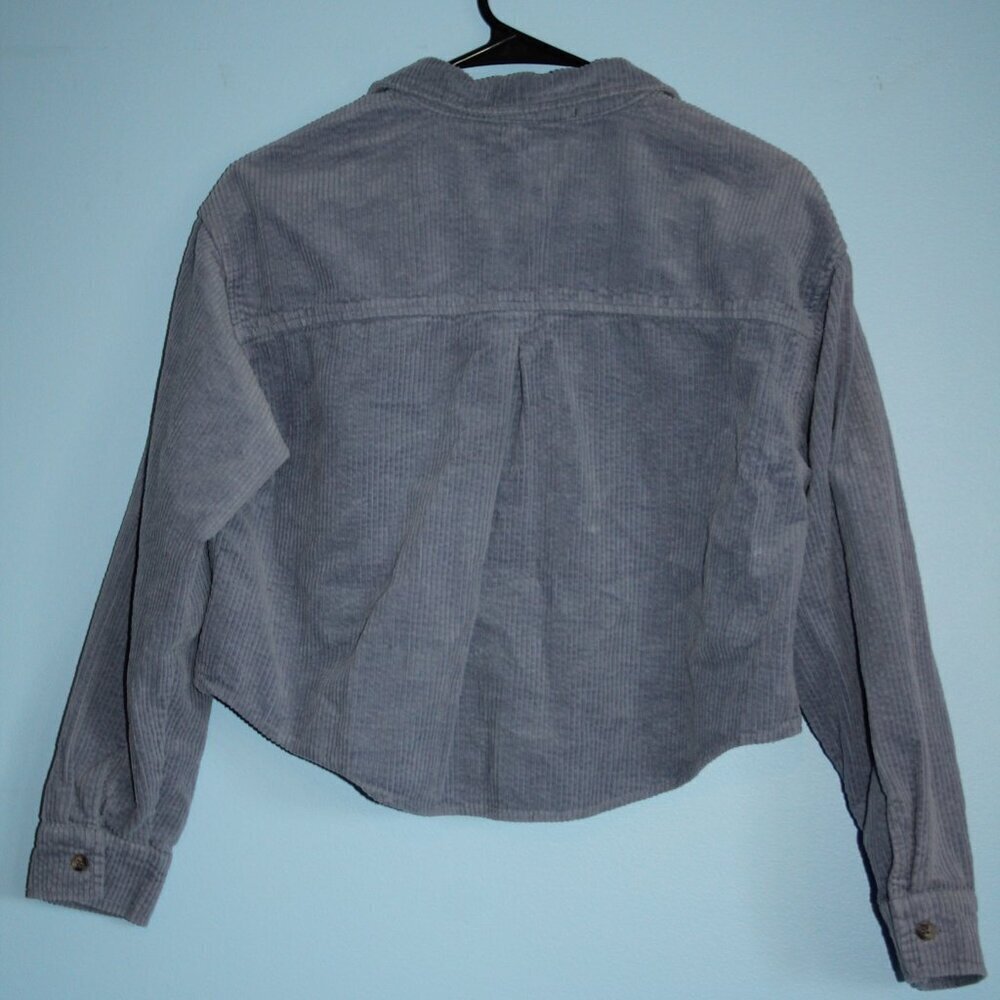 Forever 21 Cropped Blue Wide Rail Corduroy Button Up Shirt 100% Cotton Sz Small - Picture 10 of 15